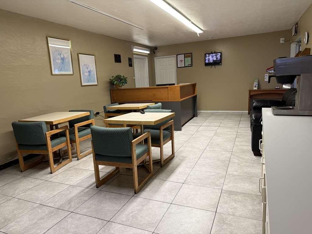 Americas Best Value Inn Wendover Restaurang bild
